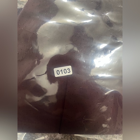 Lululemon Athletica Perforated Narrow
Waistband Tennis Skirt - Picture 16 of 16